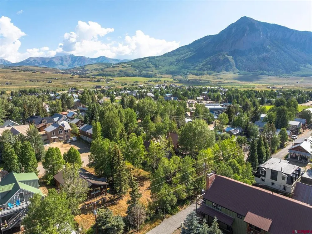422 Sopris Avenue Crested Butte, CO 81224