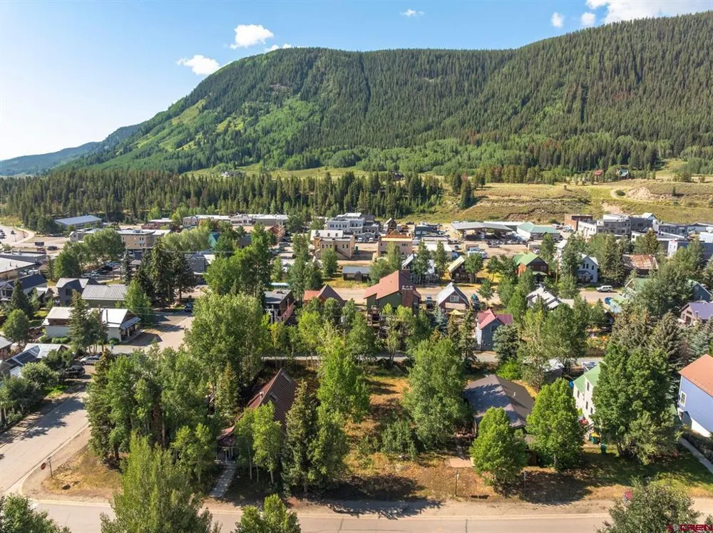 422 Sopris Avenue Crested Butte, CO 81224
