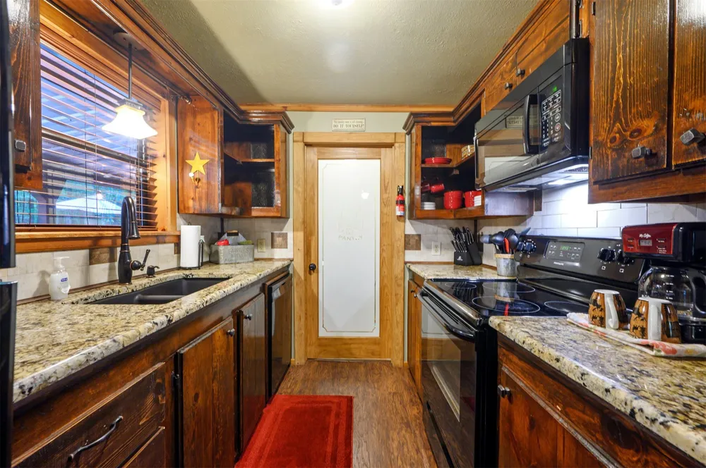47 Tahnee Lane Broken Bow, OK 74728