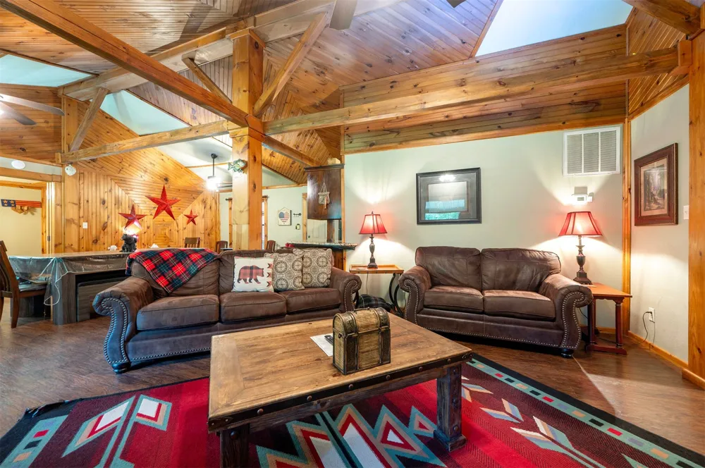 47 Tahnee Lane Broken Bow, OK 74728