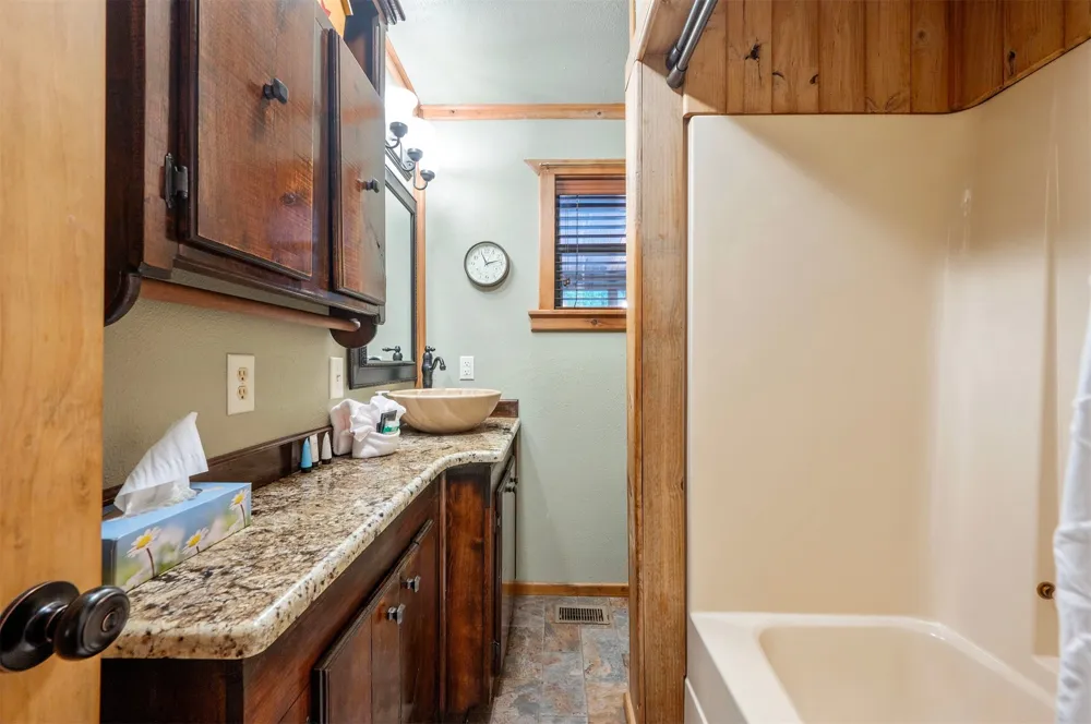 47 Tahnee Lane Broken Bow, OK 74728