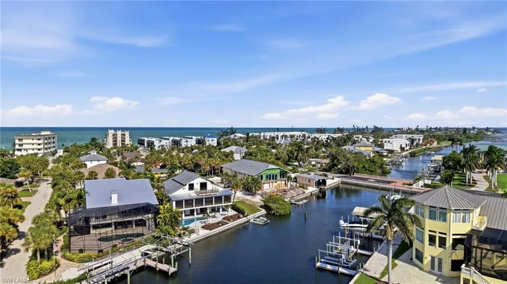 2795 Beach Road #B Englewood, FL 34223