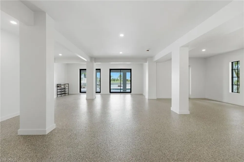 2795 Beach Road #B Englewood, FL 34223