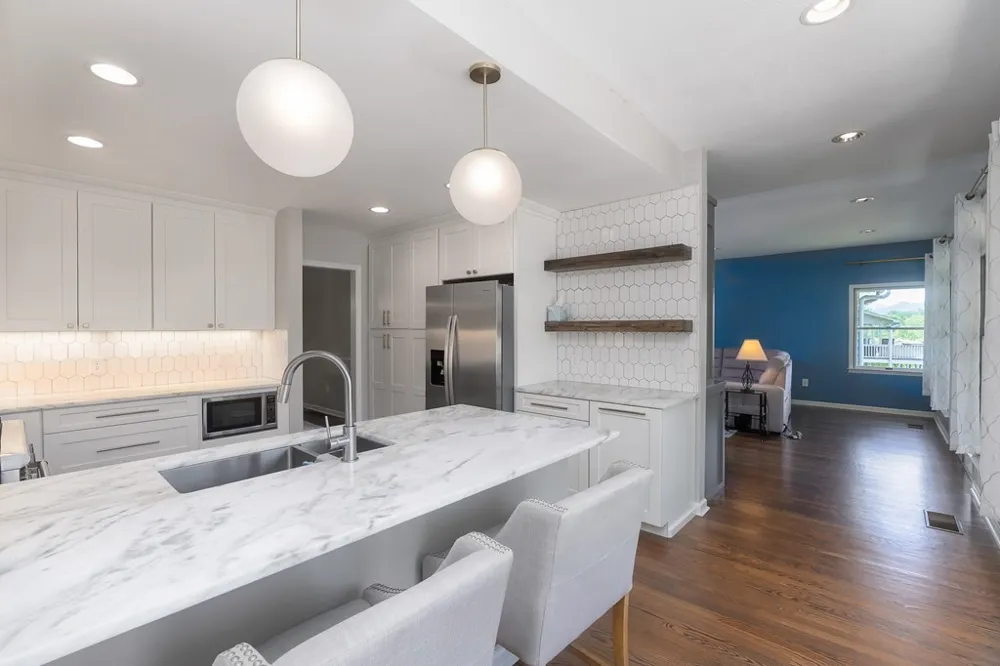 LAUREN LN Franklin, NC 28734