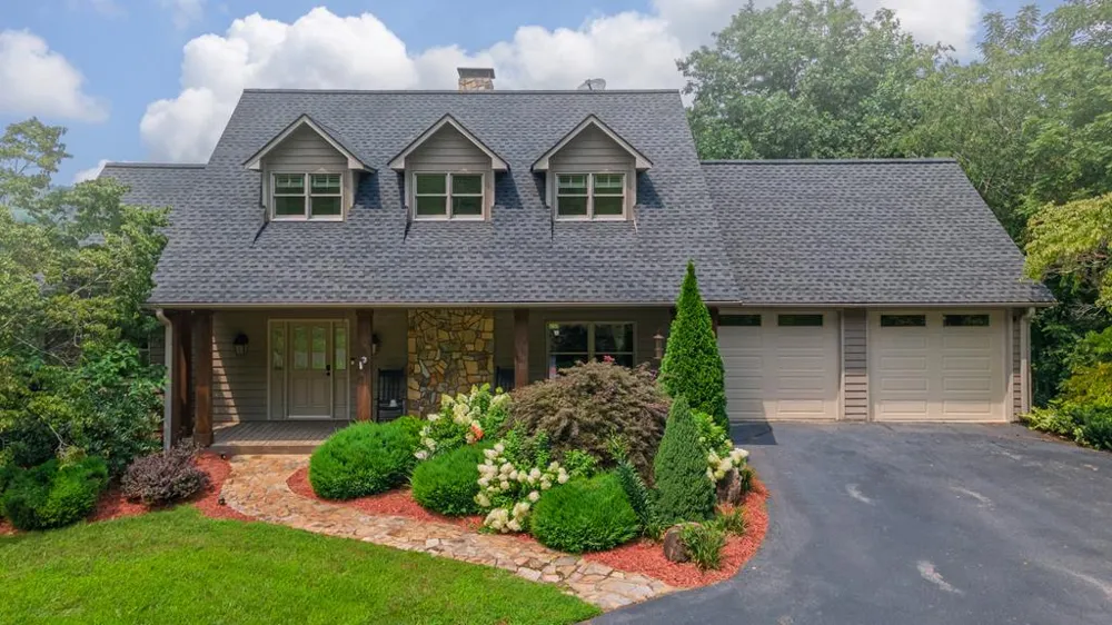 LAUREN LN Franklin, NC 28734