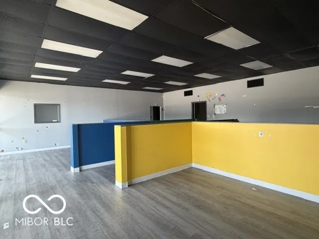 5040 E Thompson Road Indianapolis, IN 46237