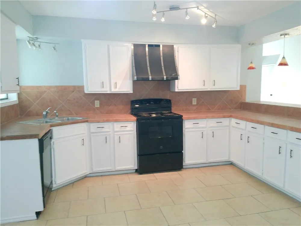 5230 Edinburg Circle Corpus Christi, TX 78413