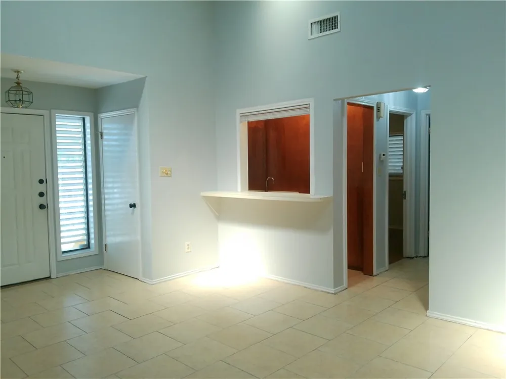 5230 Edinburg Circle Corpus Christi, TX 78413