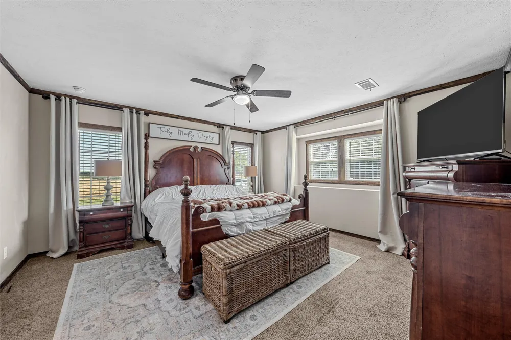 602 S 3rd Street Abbott, TX 76621