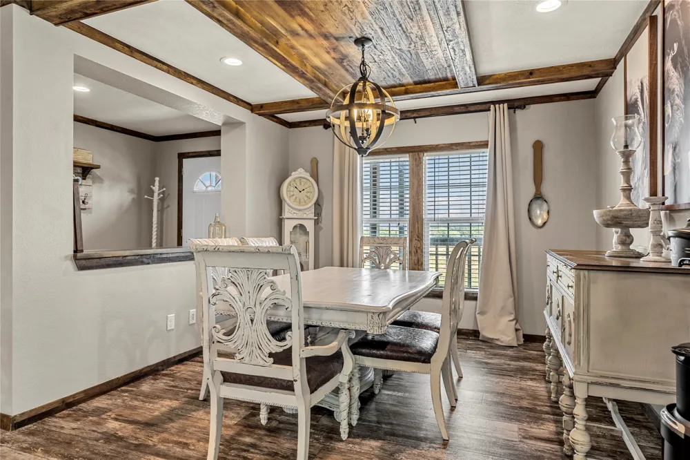 602 S 3rd Street Abbott, TX 76621