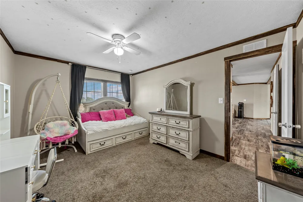 602 S 3rd Street Abbott, TX 76621