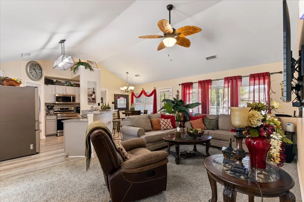 425 Legendary Lane Gun Barrel City, TX 75156