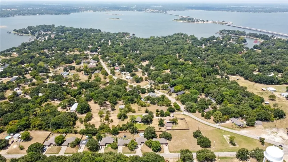 425 Legendary Lane Gun Barrel City, TX 75156