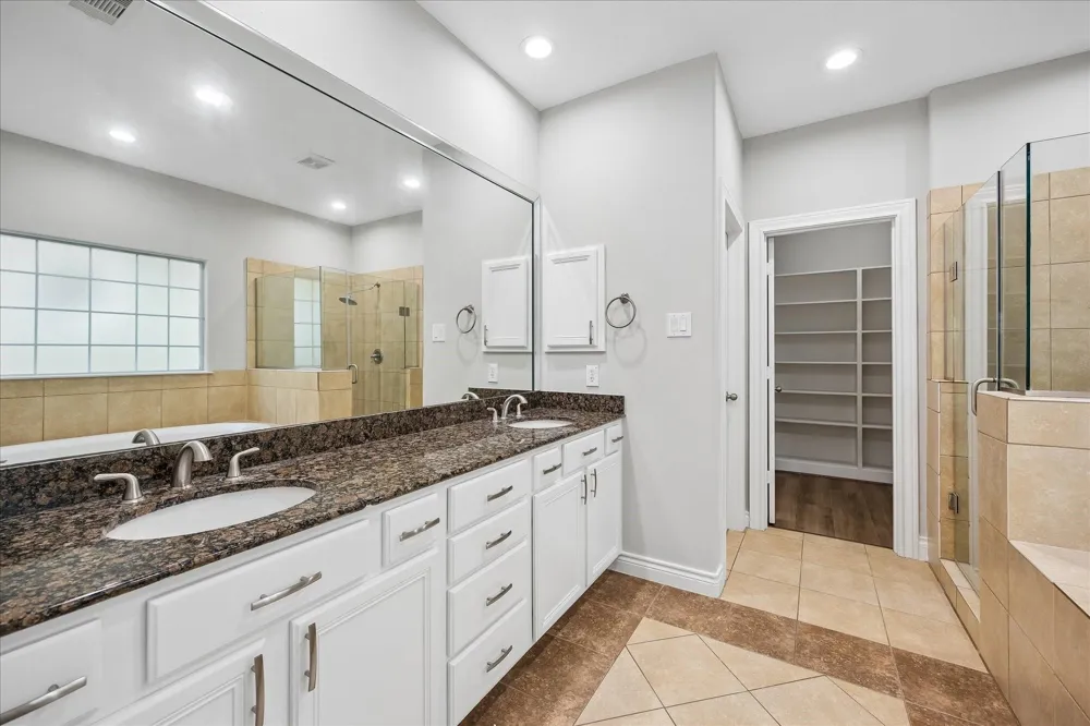 5818 Kiam Street Houston, TX 77007