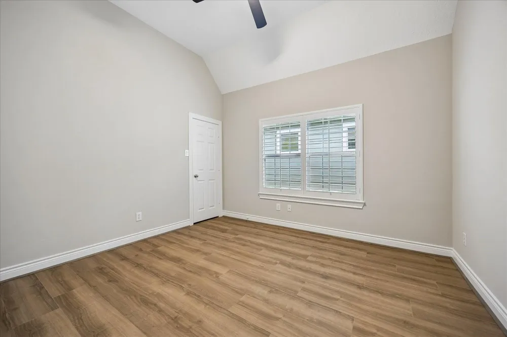 5818 Kiam Street Houston, TX 77007
