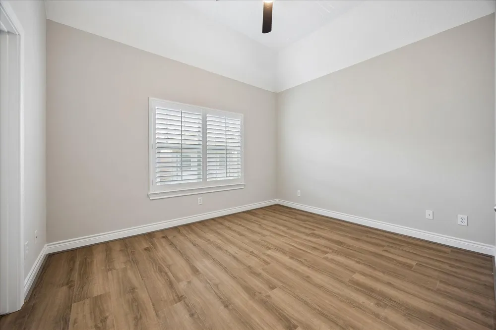 5818 Kiam Street Houston, TX 77007