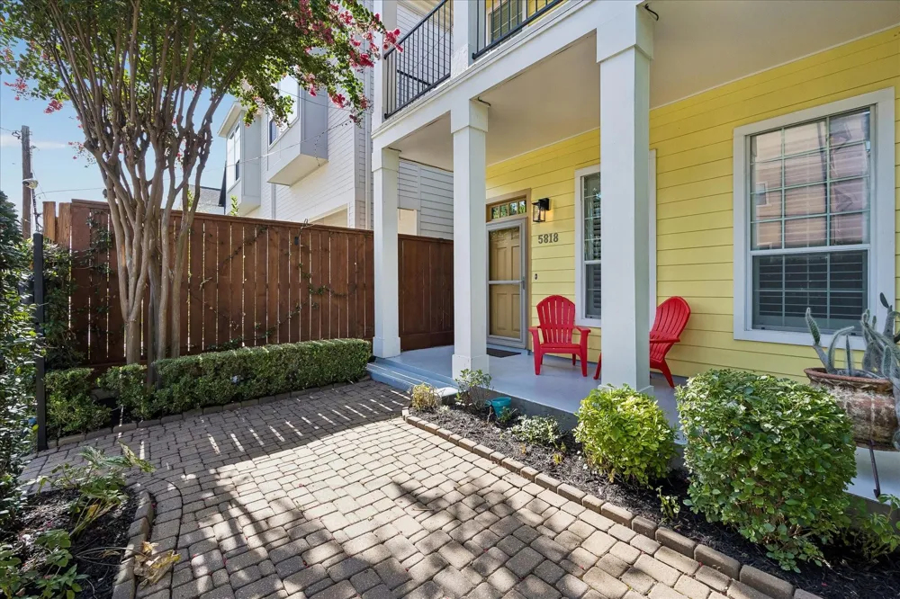 5818 Kiam Street Houston, TX 77007