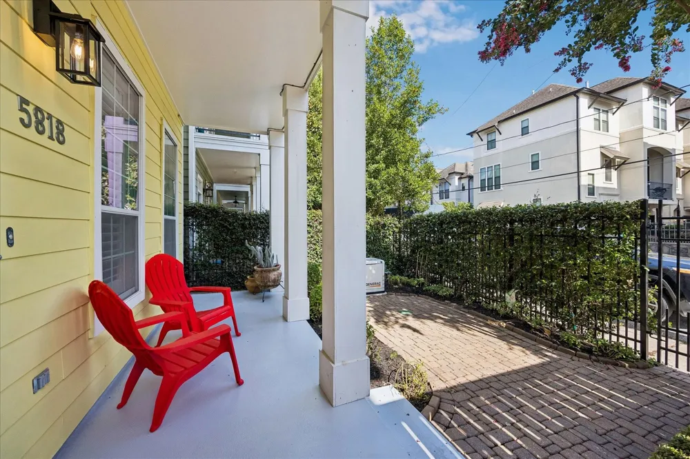 5818 Kiam Street Houston, TX 77007