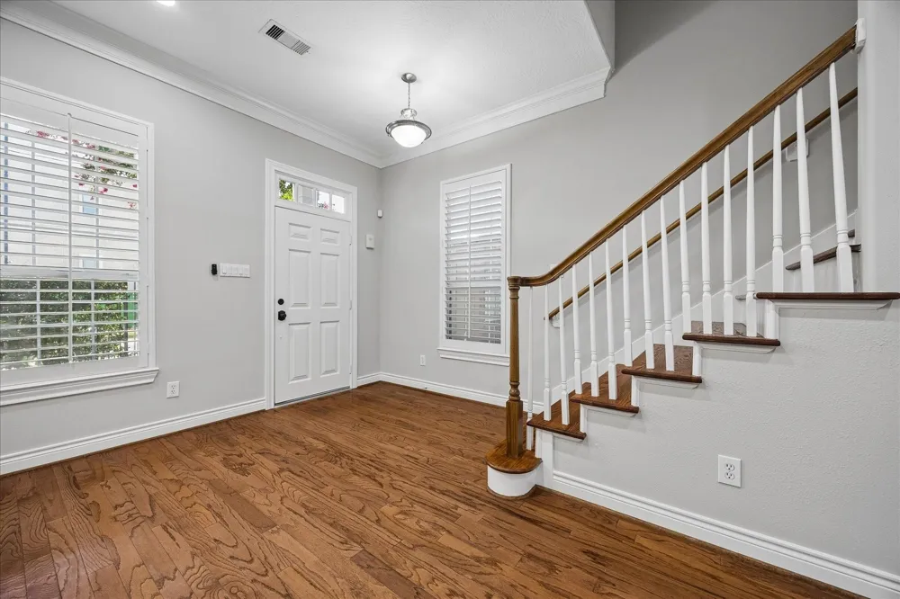 5818 Kiam Street Houston, TX 77007