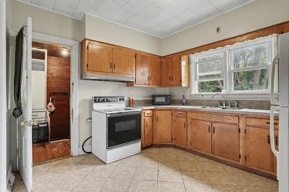 368 Garfield Avenue Battle Creek City, MI 49017