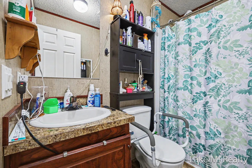 4572 Toronto Avenue SW Wyoming City, MI 49519