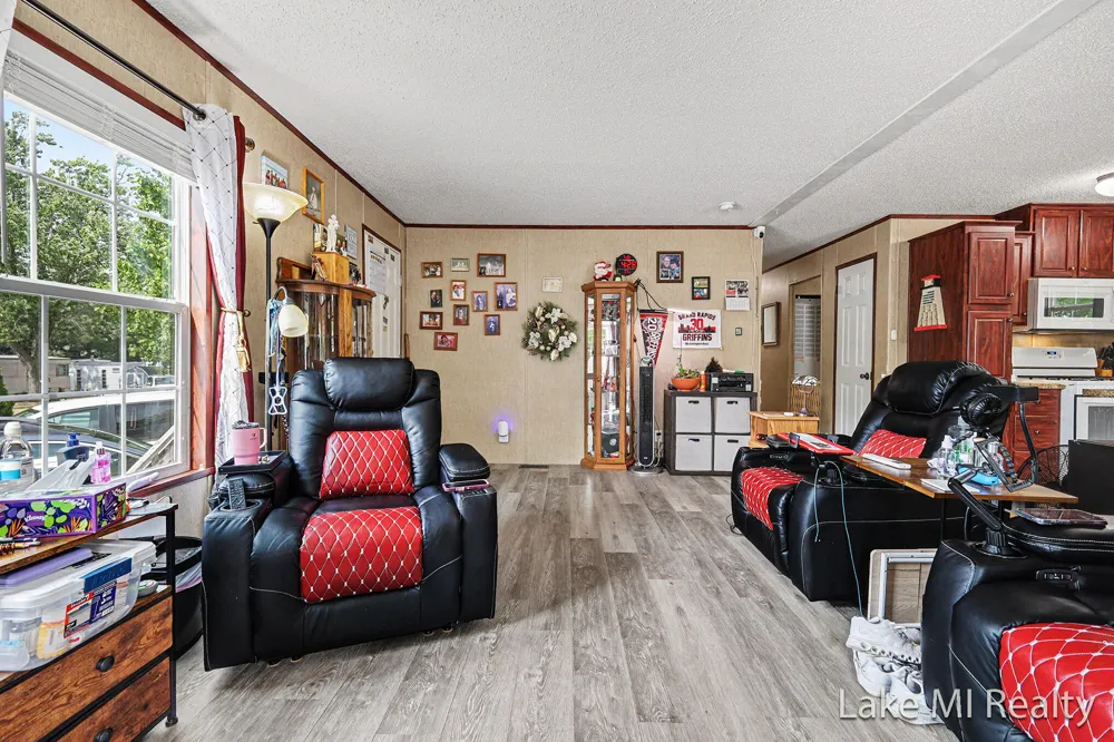 4572 Toronto Avenue SW Wyoming City, MI 49519