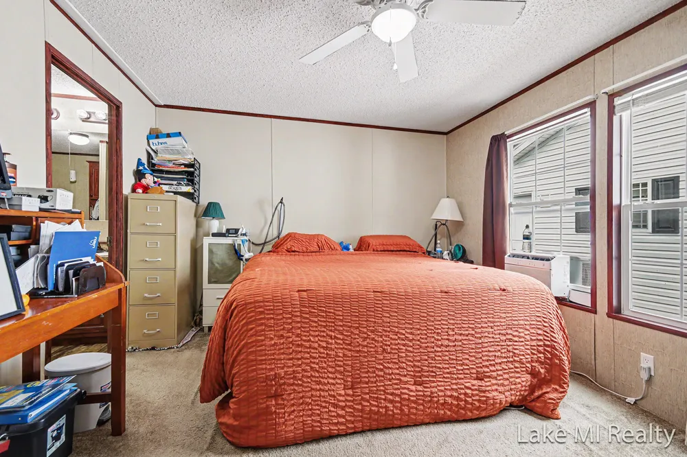 4572 Toronto Avenue SW Wyoming City, MI 49519