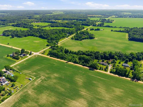 1 Mitchell Lake Road