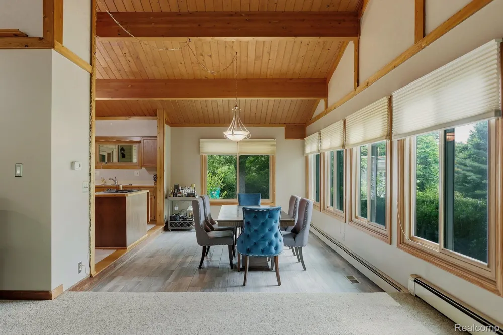 1215 Oakwood Road Brandon Charter Township, MI 48462