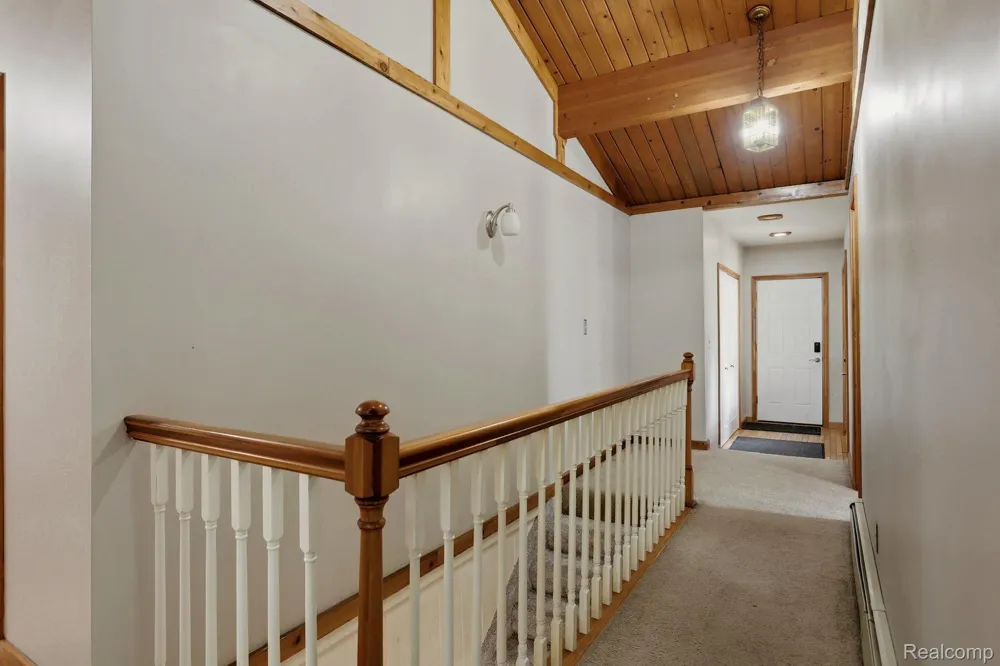 1215 Oakwood Road Brandon Charter Township, MI 48462