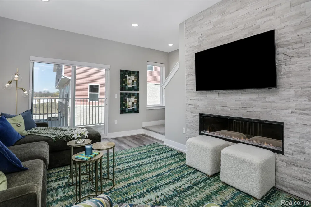 751 Canterbury Lane Troy City, MI 48085