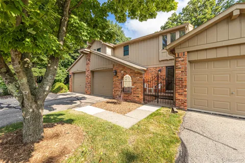 1805 Van Hill Court