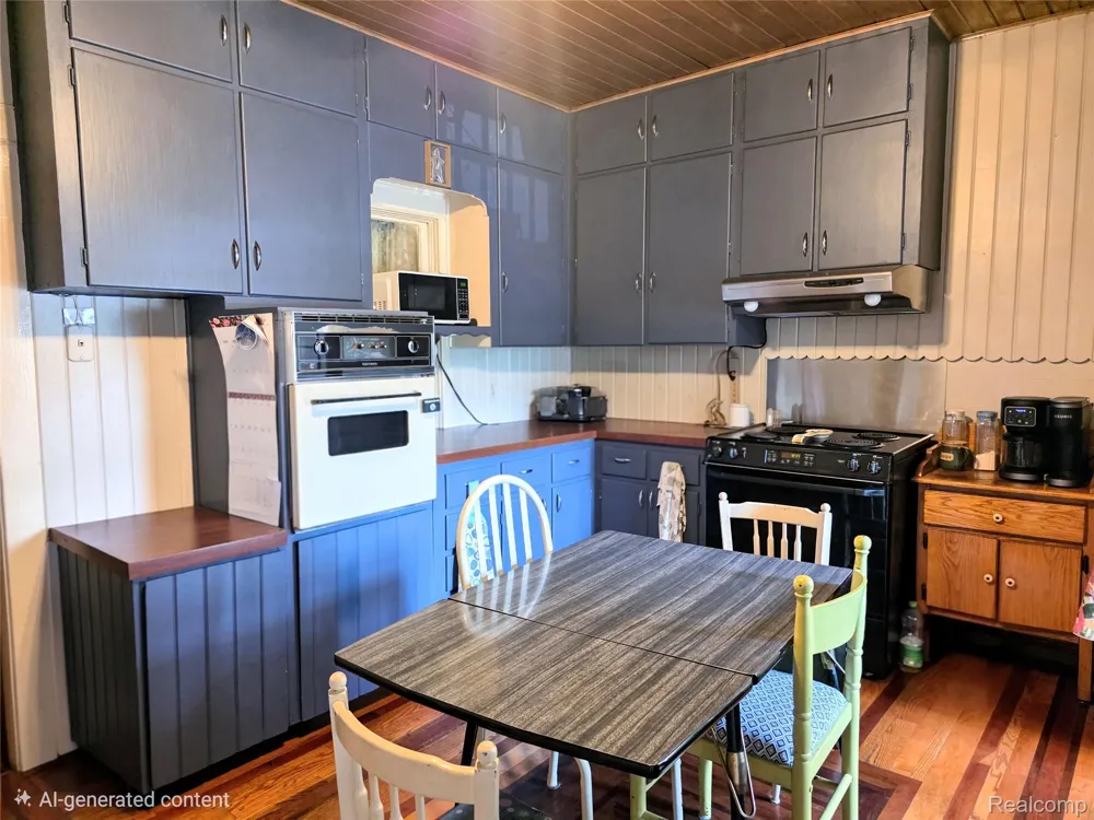 6029 Fulton Street Mayville Village, MI 48744