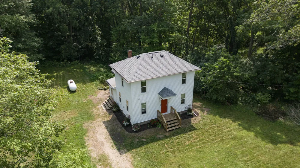 631 Douglas Avenue Three Rivers City, MI 49093