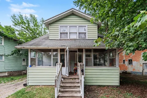 1701 Lay Boulevard