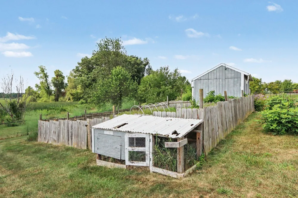 7666 Stermer Drive Pavilion Township, MI 49048