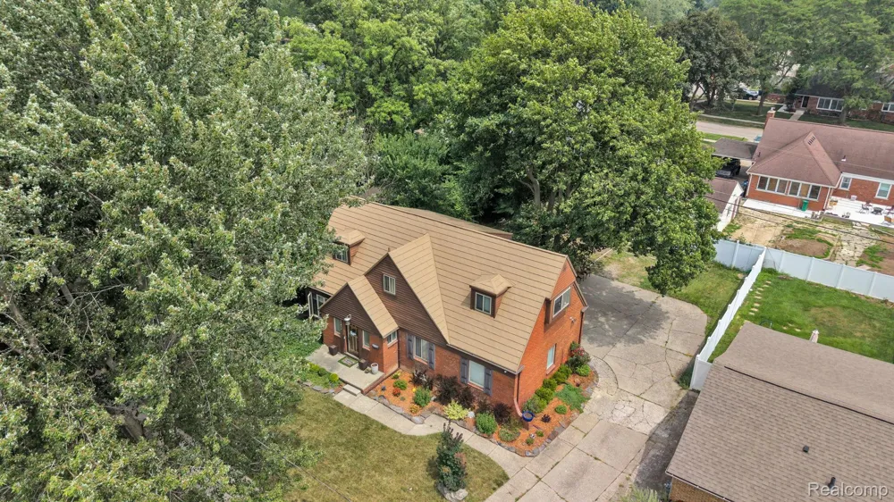14844 Inkster Road Redford Charter Township, MI 48239