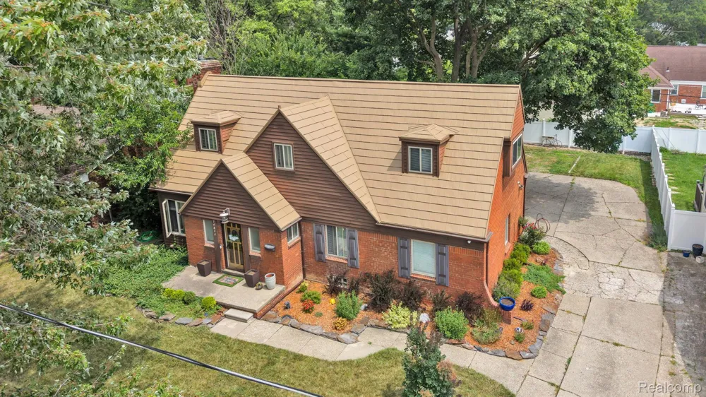14844 Inkster Road Redford Charter Township, MI 48239