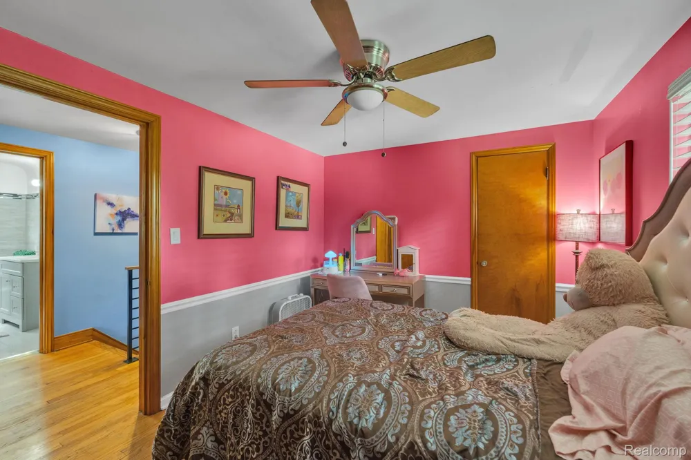 14844 Inkster Road Redford Charter Township, MI 48239