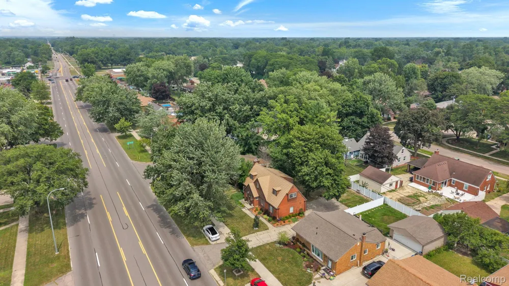 14844 Inkster Road Redford Charter Township, MI 48239