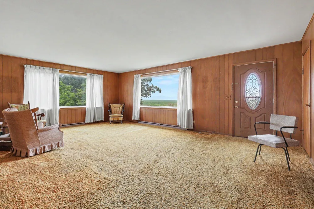 524 Hubbell Road Orleans Township, MI 48865