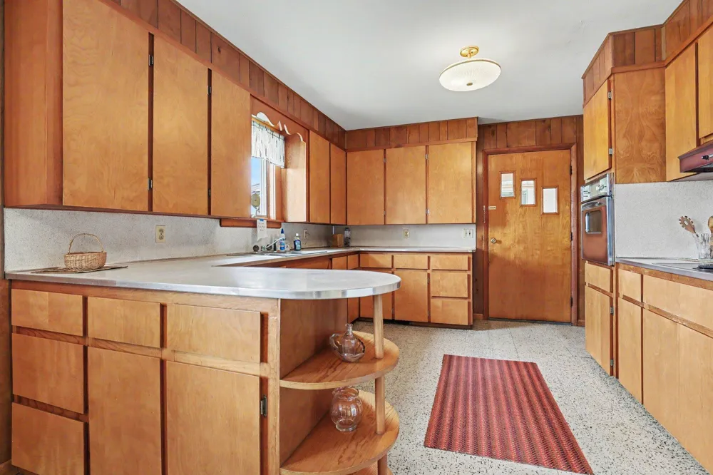 524 Hubbell Road Orleans Township, MI 48865