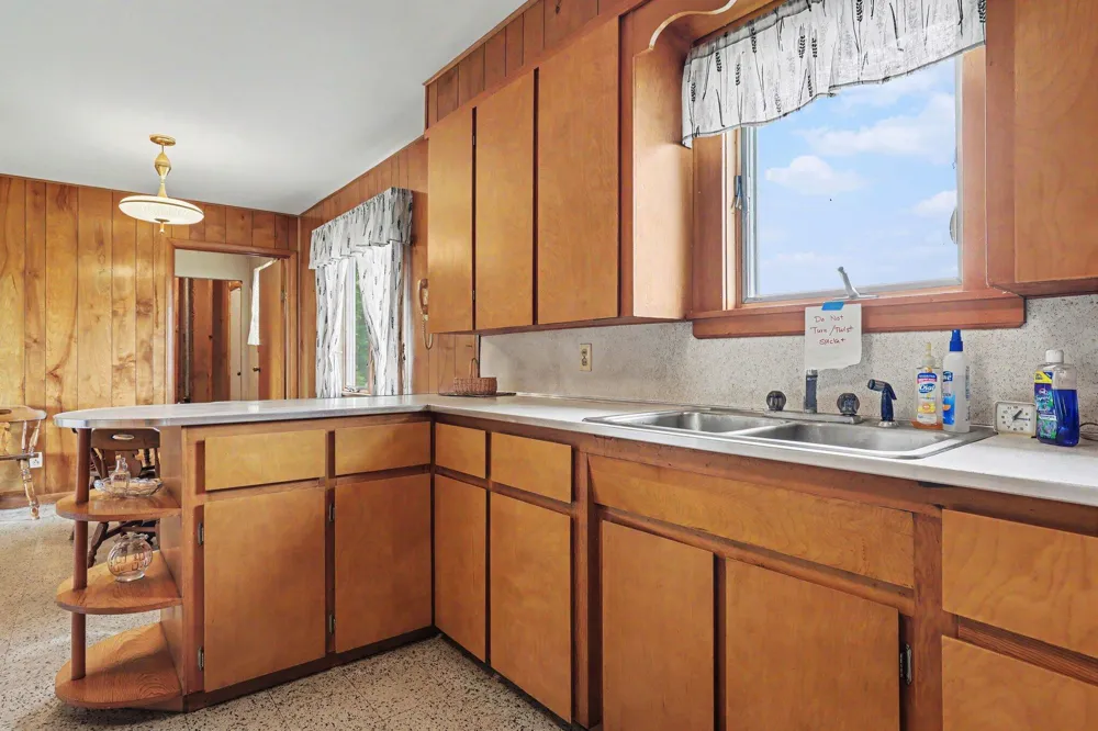 524 Hubbell Road Orleans Township, MI 48865