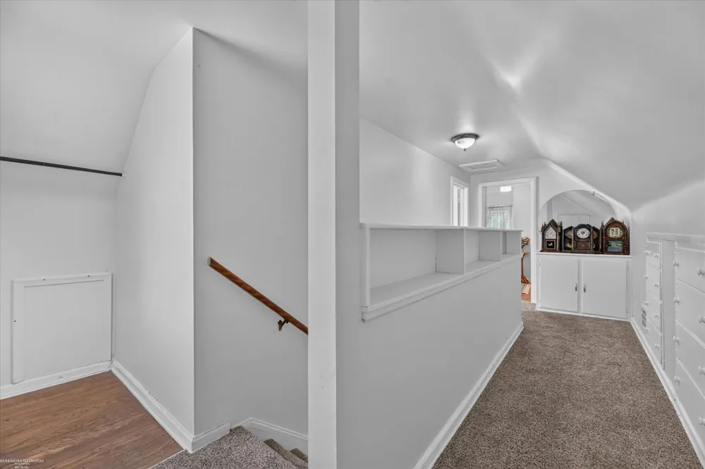 1114 Burlington Drive Mt Clemens City, MI 48043