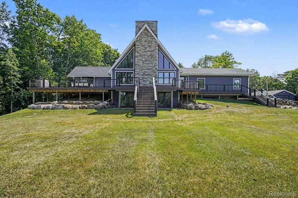 3900 Waterland Drive Hadley Township, MI 48455