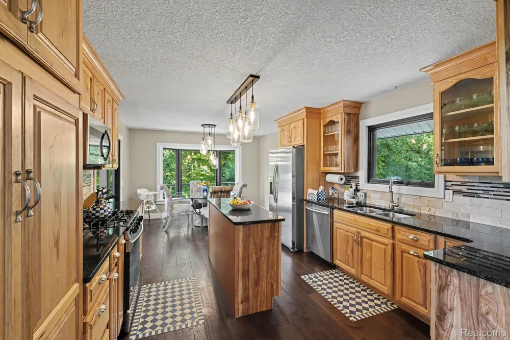 3900 Waterland Drive Hadley Township, MI 48455