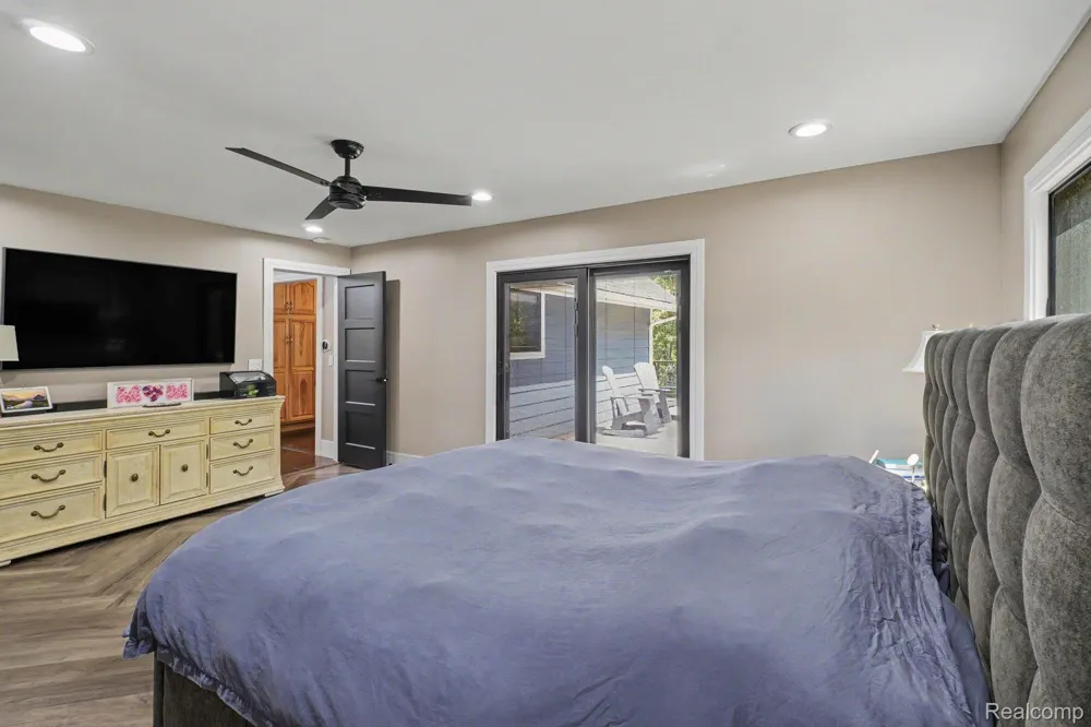 3900 Waterland Drive Hadley Township, MI 48455