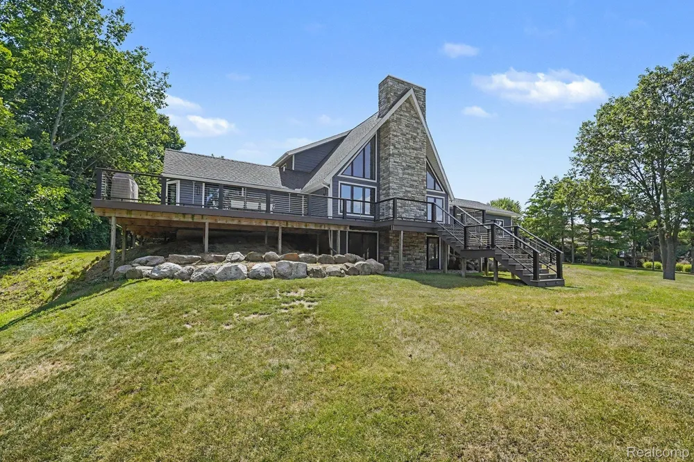 3900 Waterland Drive Hadley Township, MI 48455