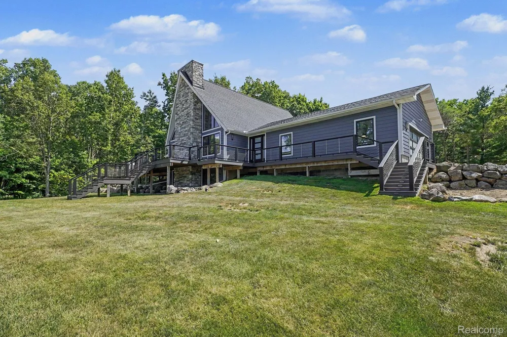 3900 Waterland Drive Hadley Township, MI 48455