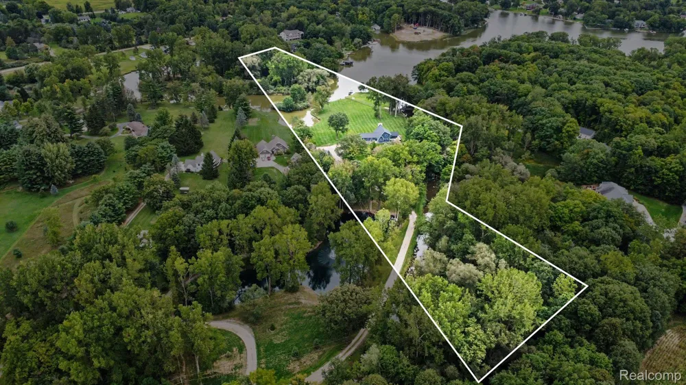 3900 Waterland Drive Hadley Township, MI 48455